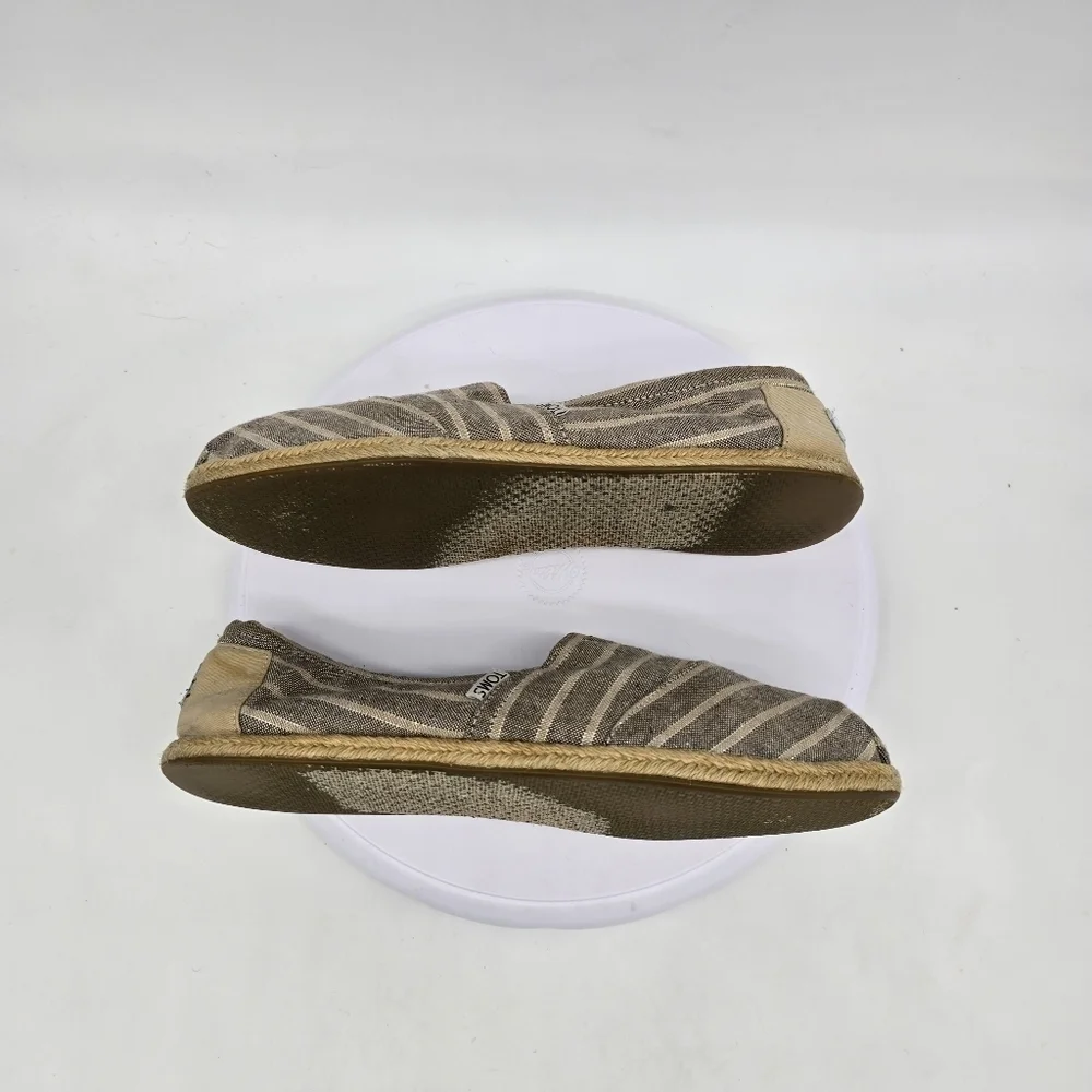 Toms Shoes Women's 10 Gray Striped Canvas Espadrille Flat Casual